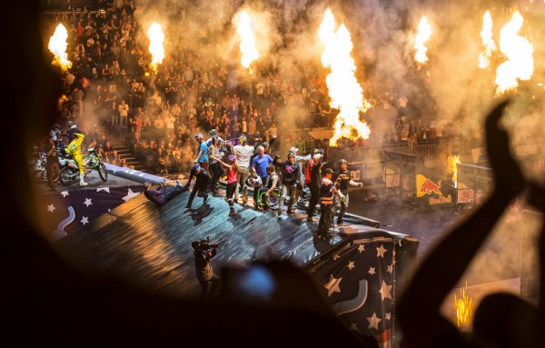 Реактивные клоуны летят — Nitro Circus Live Show - Фото 17
