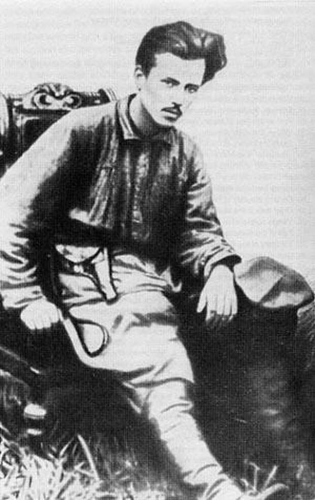 NikolaiOstrovski (300x476, 29Kb)