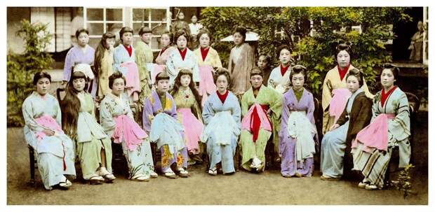 1897. Проститутки борделя №9 в  Канагава 