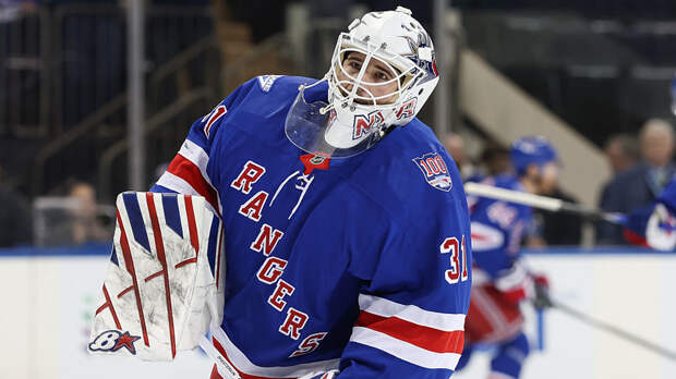 Шестёркин подрался с Маркстремом в матче НХЛ между «Рейнджерс» и «Нью-Джерси»