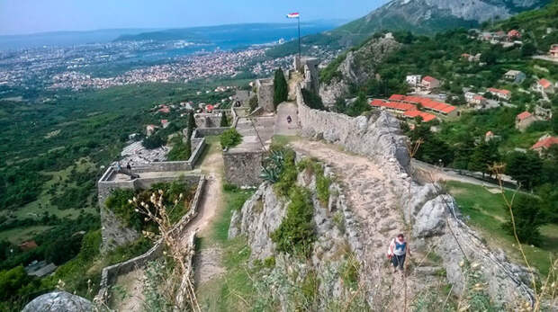 Крепость Клис, Хорватия. | Фото: quibbll.com.