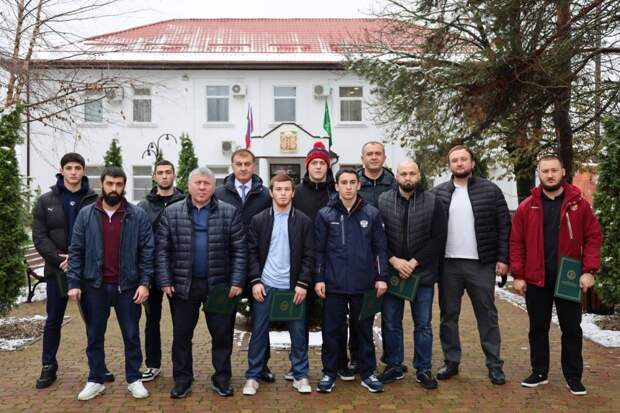 В Тахтамукайском районе наградили спортсменов и их наставников 