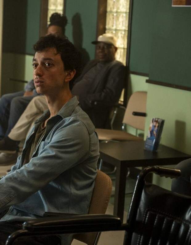 Hallucinating-Brilliant Minds Season 1 Episode 2