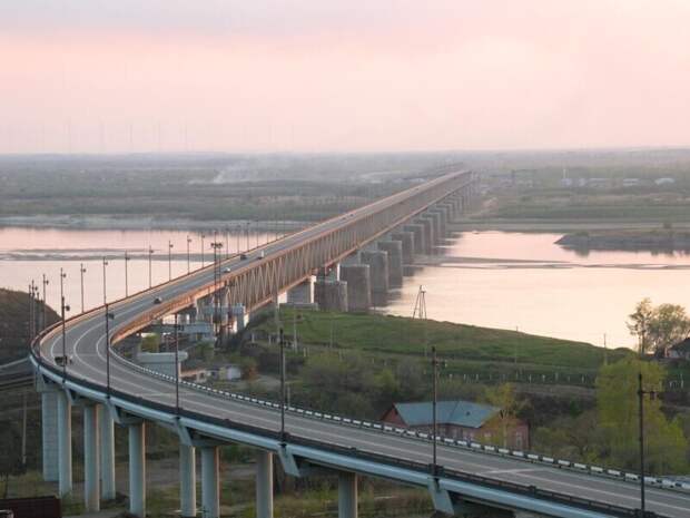 7-мое место — Амурский мост