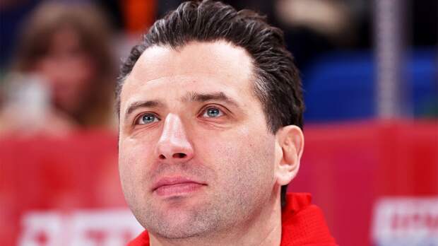 Ротенберг поздравил россиян с 23 февраля: «Желаю защитникам семейного благополучия и мирного неба»