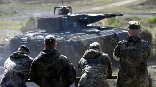 СМИ: К службе в бундесвере могут привлечь граждан стран ЕС