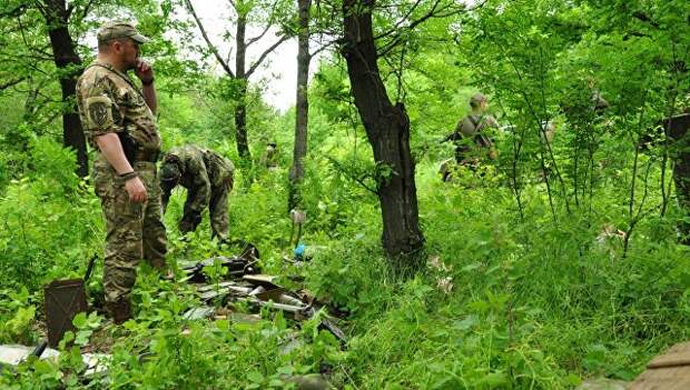 Сотрудники МВД ЛНР обнаружили схрон украинских диверсантов