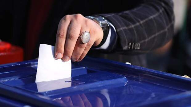 Заявку на участие в президентских выборах в Иране подали 80 человек
