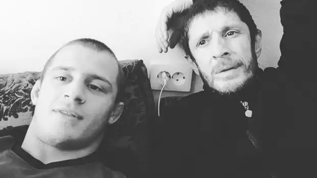 «Как можно забить человека до смерти?»: Нурмагомедов призвал наказать виновных в гибели отца чемпиона по ММА Юнусилау