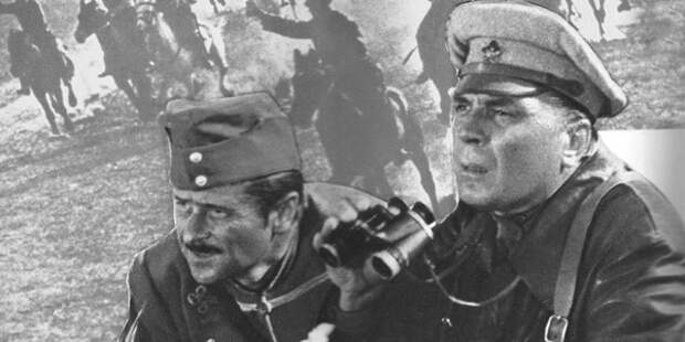 Репертуар советских кинотеатров в «ноябрьские праздники» Репертуар советских кинотеатров в «ноябрьские праздники»
