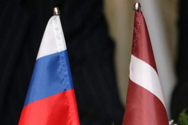 Экс-глава МИД Латвии: Америка будет с Россией, а не против неё