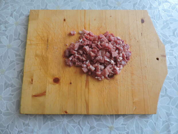 Мясо порезать на маленькие кубики еда, котлеты, своими руками, сделай сам