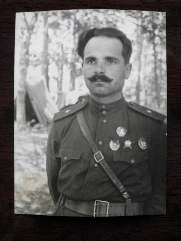Семён Васильевич Руднев  (15 [27] февраля 1899 — 4 августа 1943) — Герой Советского Союза (1944, посмертно), один из руководителей партизанского движения на Украине, генерал-майор