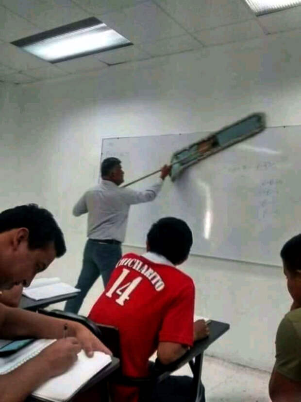 Понаписали тут...