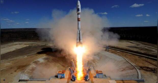 В США заявили, что российская космическая программа "хромает на обе ноги"