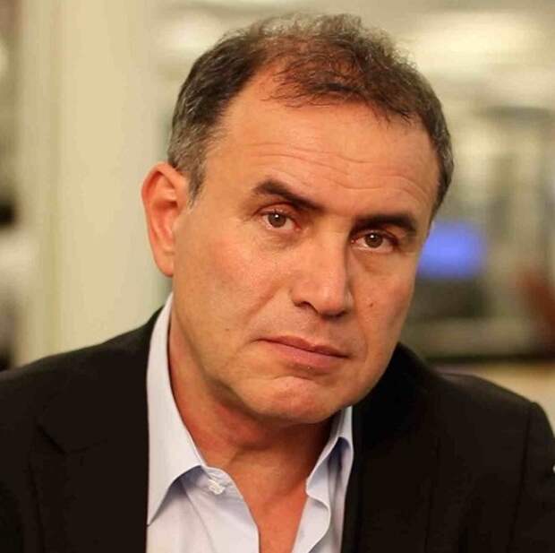 Рубини: мир избавится от доллара, если США проиграют Китаю холодную войну