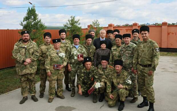 Аксёнов наградил казаков-добровольцев штурмового батальона «Таврида» за участие в СВО