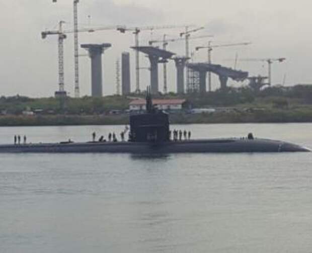 подводная лодка США, которая нанесет первый удар по Северной Корее, прошла Панамский Канал