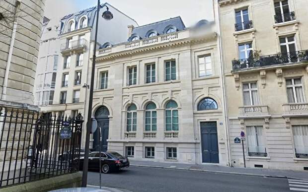Особняк на улице Фазандери в Париже, принадлежащий компании Анатолия Козерука.