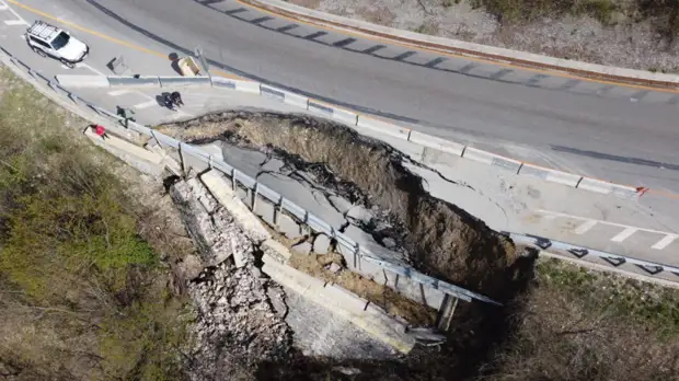 На майские – без пробок! Под Геленджиком активно ремонтируют рухнувшую трассу
