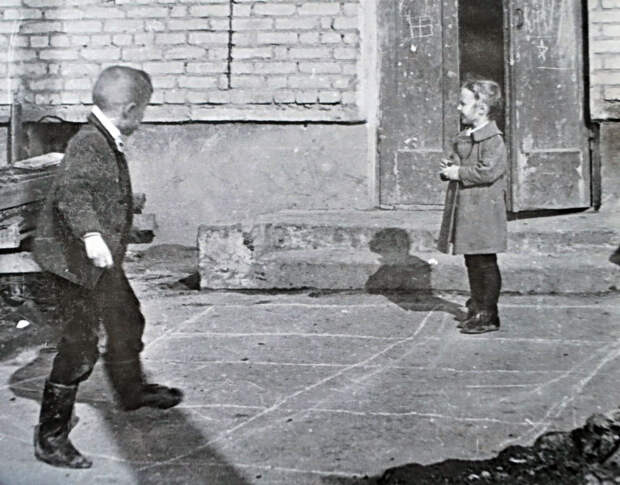 Игры времен СССР, детские игры советских детей, во что играли дети в советское время
