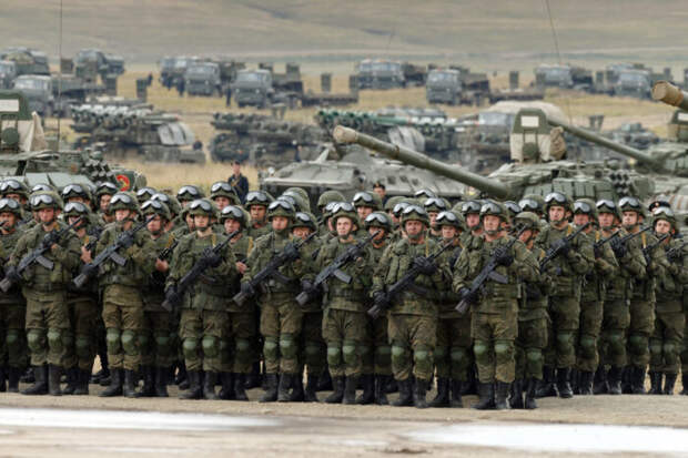 NYT: Россия вновь разместила у границ Украины 80 тыс. военнослужащих