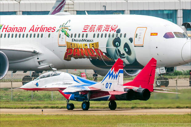 Русские витязи и Стрижи на China Airshow 2016 Русские витязи и Стрижи на China Airshow 2016