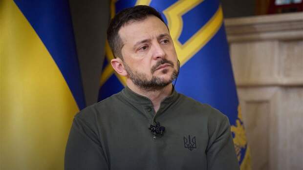 Зеленский распорядился обновить план обороны Украины