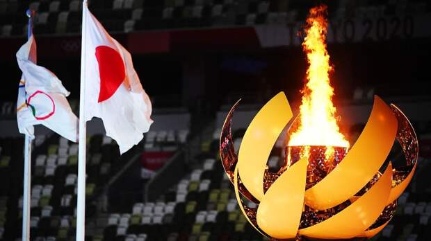 Олимпийский огонь погас через час после окончания церемонии открытия