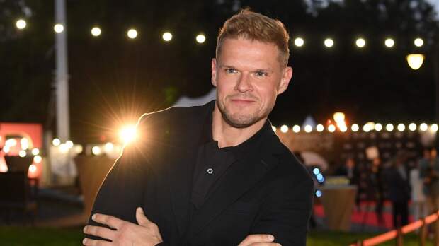 «Куда я поеду без них?»: Владимир Яглыч отметил 43-летие и рассказал, почему отказался от Голливуда