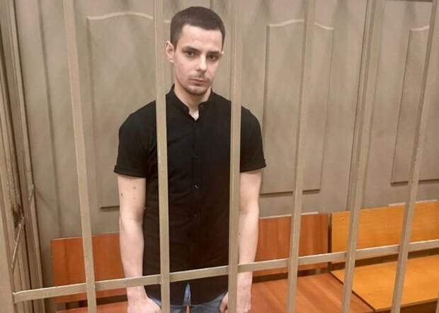 Москвича, выкинувшего сына из окна, приговорили к 12 годам колонии