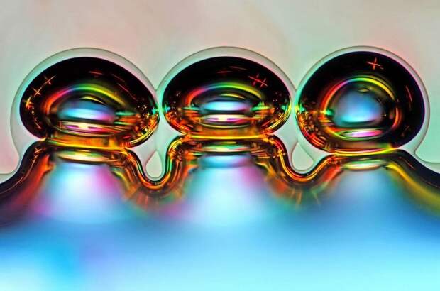 7. Шестое место: пузырьки воздуха в расплавленной аскорбиновой кислоте nikon, конкурс, красота, фото