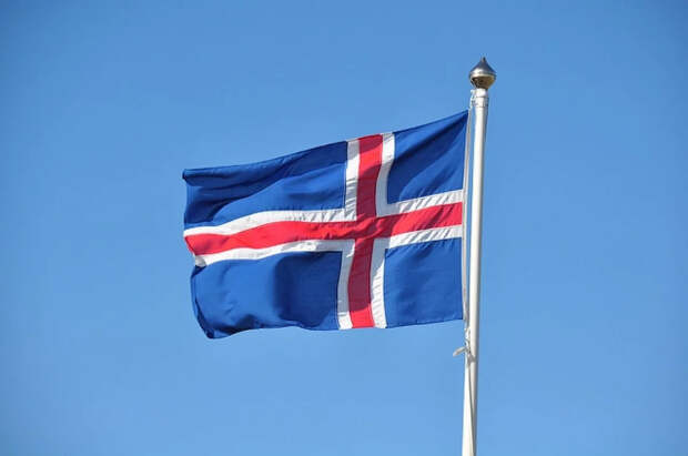 Politico: бывший конгрессмен Лонг пошутил, что Исландия станет штатом США