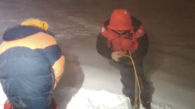 В МЧС сообщили о спасении пяти альпинистов на Эльбрусе