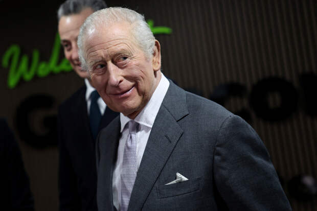 Короля Карла III заподозрили в приверженности исламу