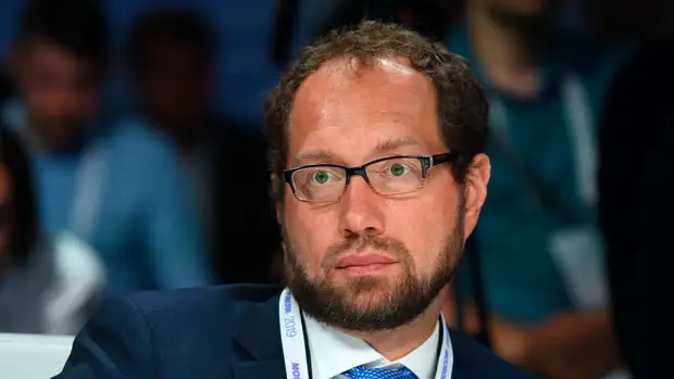 Замгендиректора "Аэрофлота" уволился и покинул РФ