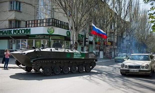 Военные не подтверждают, что в Амвросиевку вошли войска РФ Военные не подтверждают, что в Амвросиевку вошли войска РФ