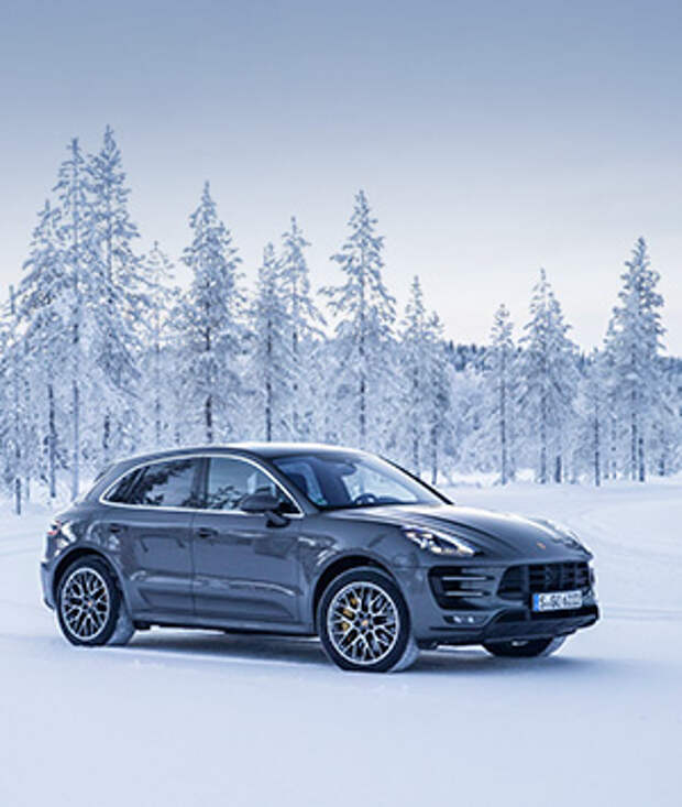 Porsche Macan Turbo стал на 40 сил мощнее и на 800 тысяч дороже. И мы на нем поездили