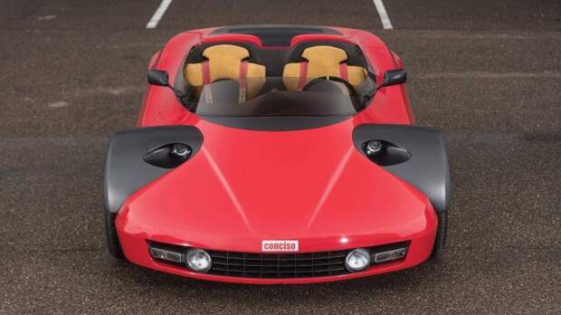 Спорткар построен на шасси Ferrari 328 GTS образца 1989 году. У машины уникальный кузов «баркетта» с широкими передними крыльями из некрашеного пластика и интегрированными фарами. ferrari, авто, автоаукцион, автодизайн, автомобили, аукцион, концепт, концепт-кар