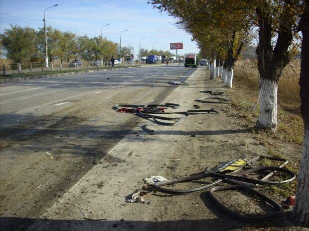 Взрыв в автобусе в Волгограде 21 октября 2013 года: первые фото: Фото