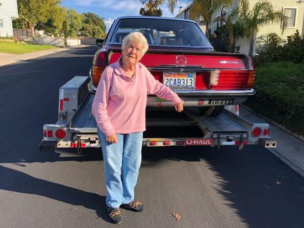 Пенсионерка продала купе Mercedes 450 SLC AMG, которым владела 42 года mercedes, mercedes-benz, авто, автомир, автомобили, найдено на ebay, олдтаймер, ретро авто