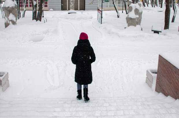 Требуют 80 тысяч: в Челябинске в мороз из трамвая высадили 11-летнюю девочку