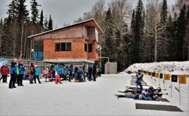 Невьянцы открыли новый сезон на лыжных соревнованиях в Новоуральске