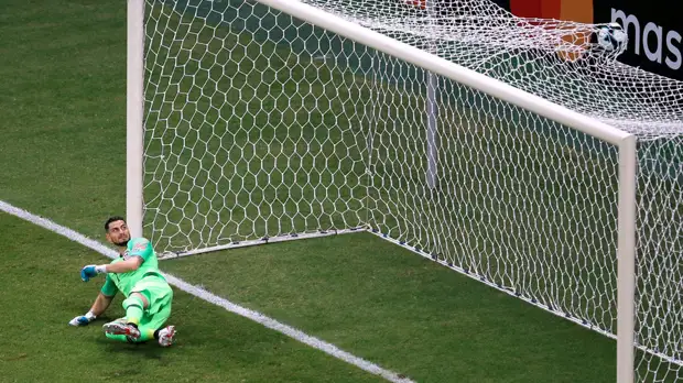 Голкипер сборной Чили удалил свой Instagram из-за угроз после проигрыша на Кубке Америки