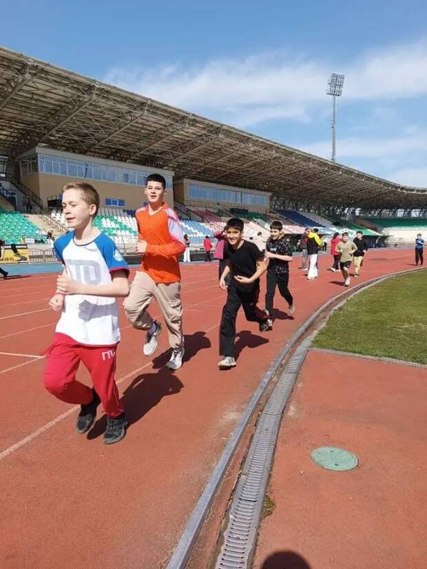 В Майкопе проходит фестиваль ГТО среди школьников