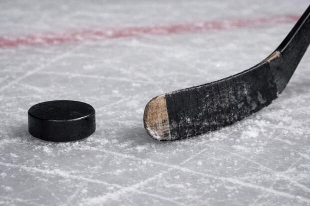 Канадский хоккеист Уинтертон скончался в 25 лет от рака