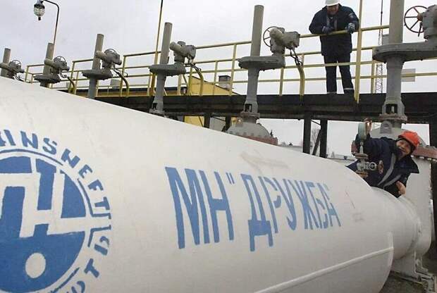 В первых числах июня стало известно, что Казахстан начал поставки  своей нефти в Германию через нефтепровод «Дружба». Пока в ФРГ  отправилось лишь 90 тыс.