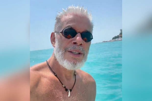 Певец Газманов признался, что сердился на Киркорова из-за песни "Морячка"