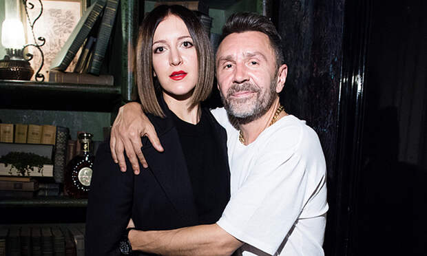 Жена Сергея Шнурова опять беременна: как из пьяницы и хулигана Сергей Шнуров превартился в примерного семьянина