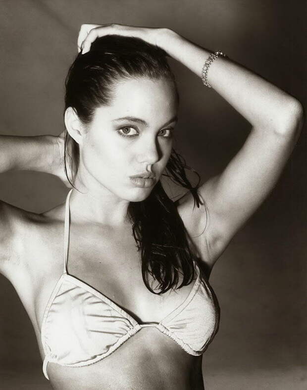 15-летняя Анджелина Джоли на фотографиях Harry Langdon 15-летняя Анджелина Джоли на фотографиях Harry Langdon